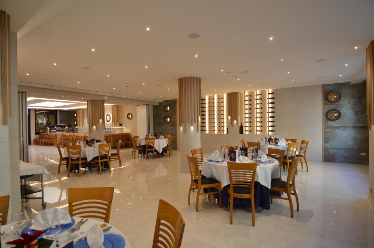 Hotel Ristorante Toscana Аласио Екстериор снимка
