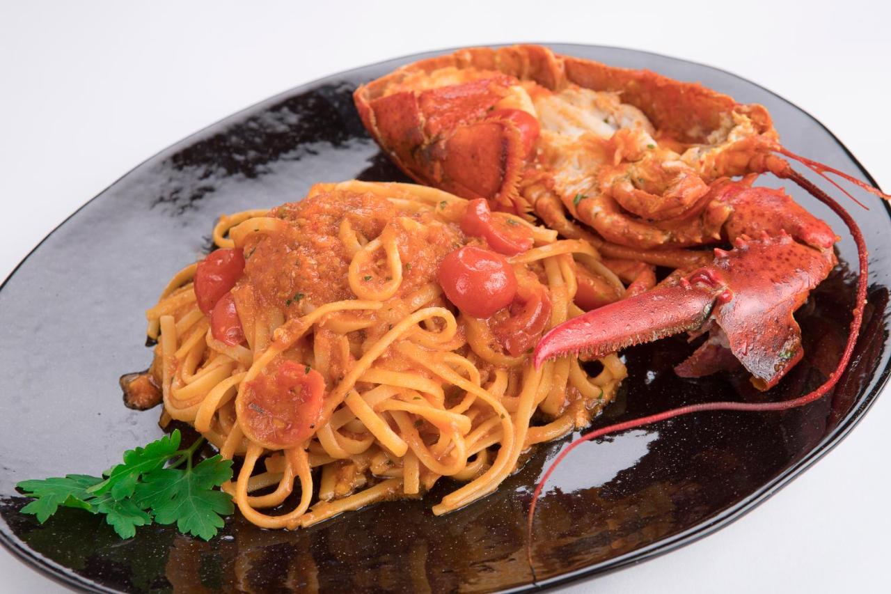 Hotel Ristorante Toscana Аласио Екстериор снимка